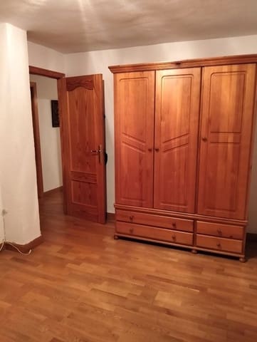 6 quarto Moradia para venda em Hellín com garagem - 169 000 € (Ref: 9548974)