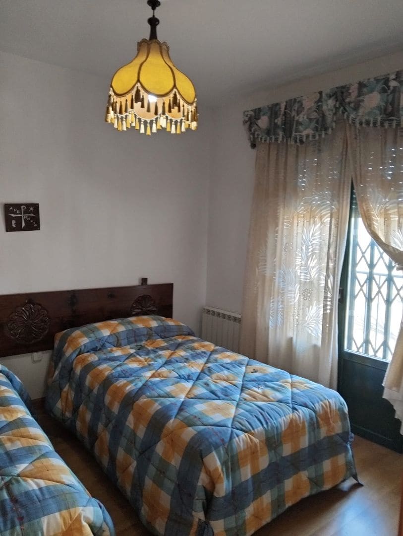 6 quarto Moradia para venda em Hellin com garagem - 169 000 € (Ref: 9548974)