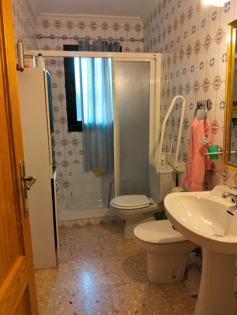 6 quarto Moradia para venda em Hellin com garagem - 169 000 € (Ref: 9548974)