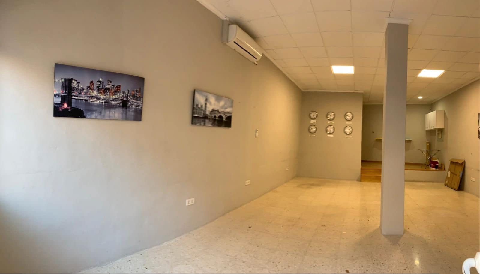 Kommersiell til leie i Petrel / Petrer - € 500 (Ref: 9614440)