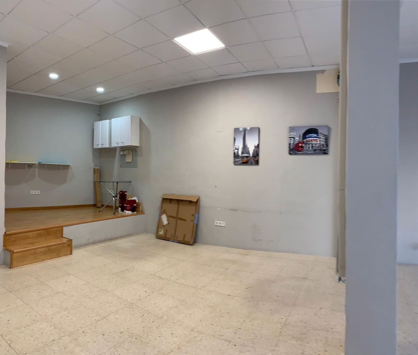 Kommersiell til leie i Petrel / Petrer - € 500 (Ref: 9614440)