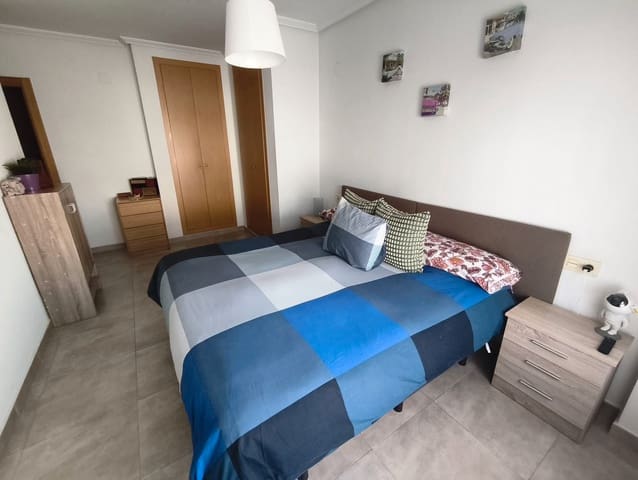 3 bedroom Flat for sale in Elda with garage - € 155,000 (Ref: 9631449)