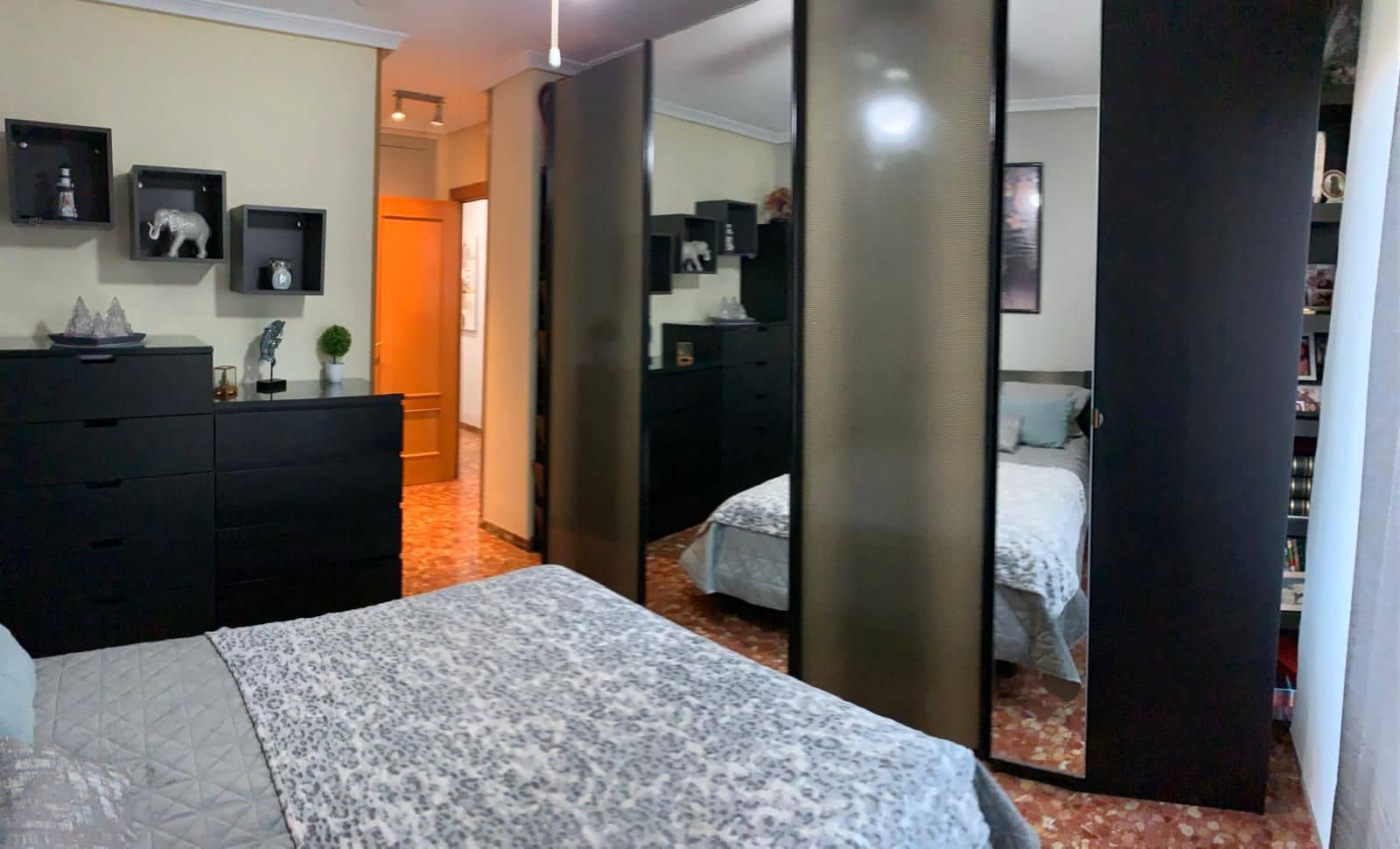 3 bedroom Flat for sale in Petrel / Petrer - € 185,000 (Ref: 9679286)