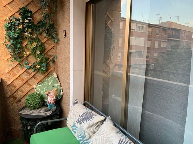 3 bedroom Flat for sale in Petrel / Petrer - € 185,000 (Ref: 9679286)