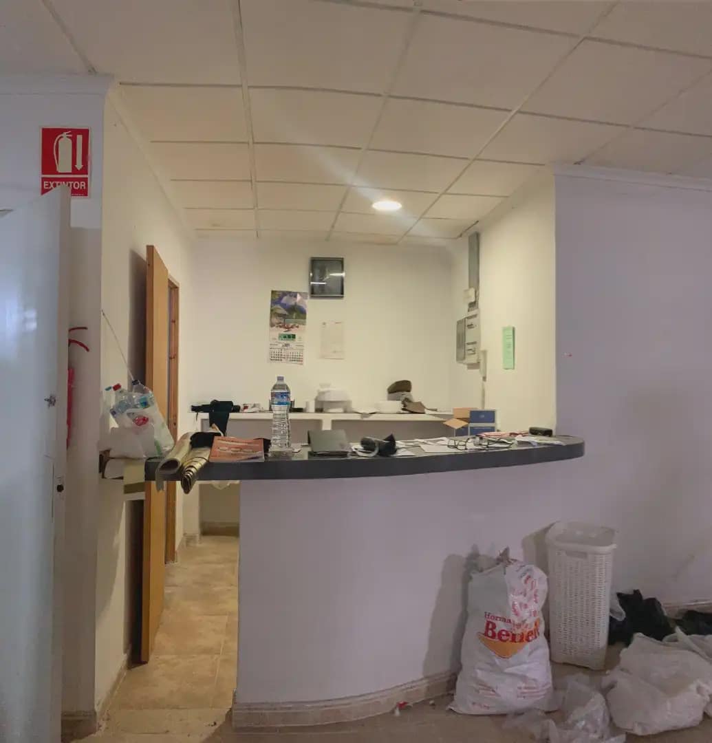 Commerciale in vendita in Petrel / Petrer - 83.000 € (Rif: 9755317)