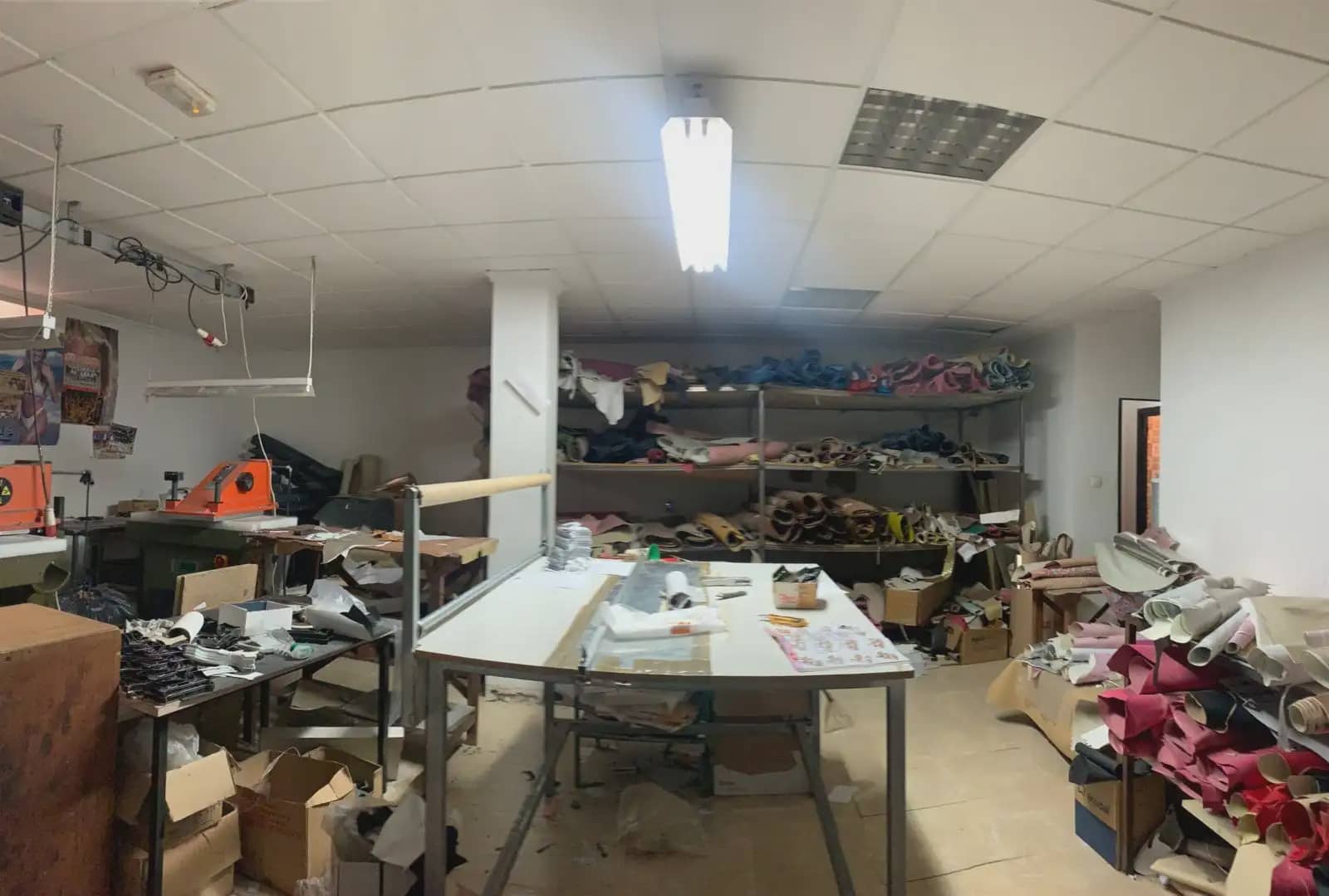 Commerciale in vendita in Petrel / Petrer - 83.000 € (Rif: 9755317)