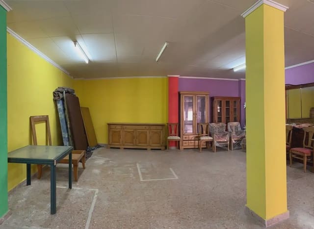 Kaupallinen myytävänä paikassa Petrel / Petrer - 60 000 € (Ref: 9775931)