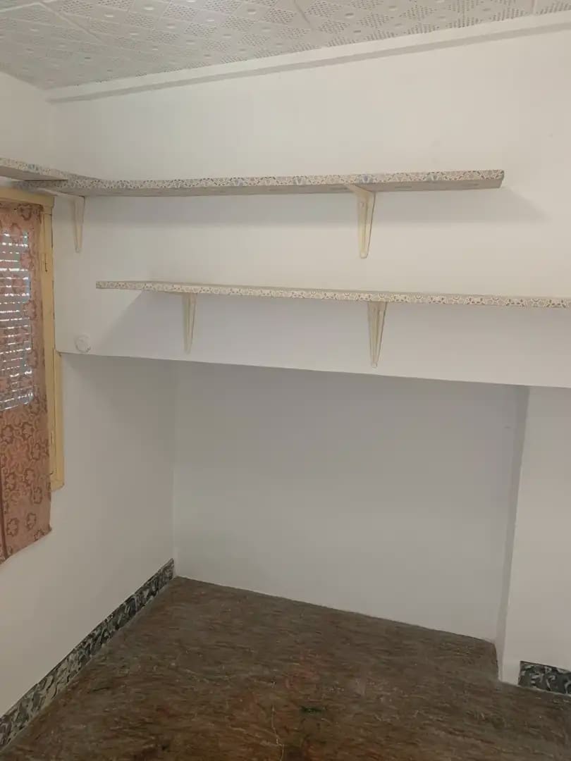 Appartement de 2 chambres à louer à Petrel / Petrer - 400 € (Ref: 9777303)