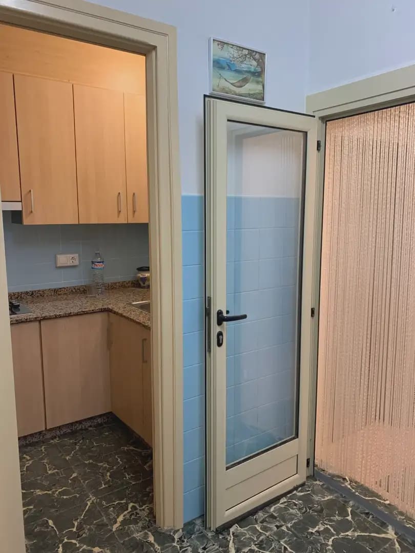 Appartement de 2 chambres à louer à Petrel / Petrer - 400 € (Ref: 9777303)