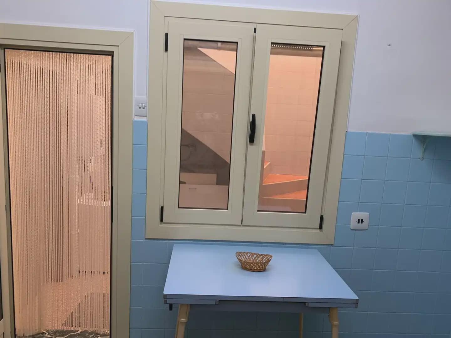 Appartement de 2 chambres à louer à Petrel / Petrer - 400 € (Ref: 9777303)