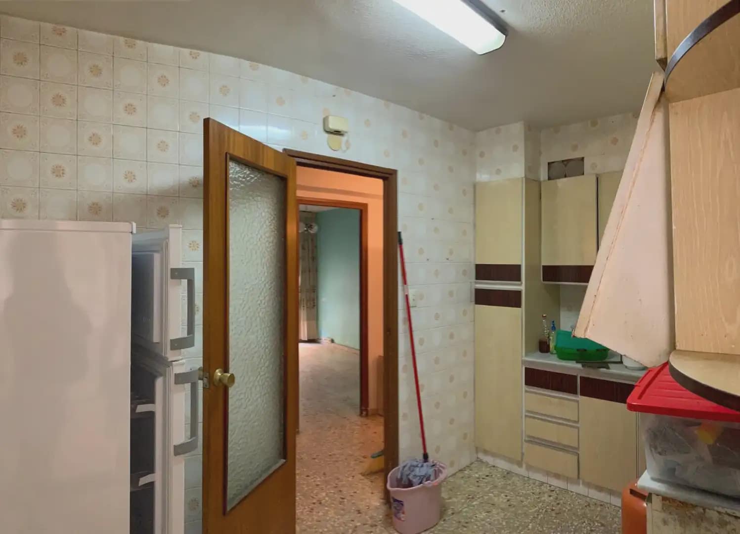 4 bedroom Flat for sale in Elda - € 80,000 (Ref: 9926923)