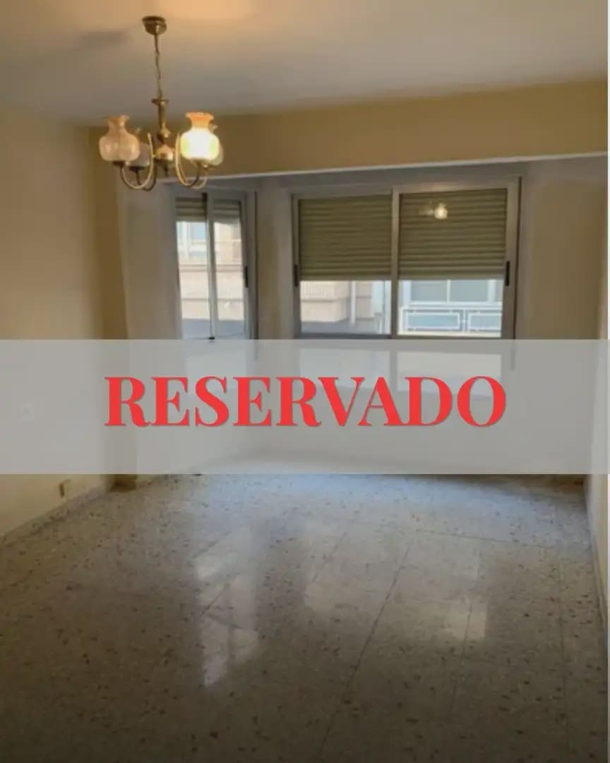 4 Zimmer Wohnung zu verkaufen in Elda - 80.000 € (Ref: 9926923)