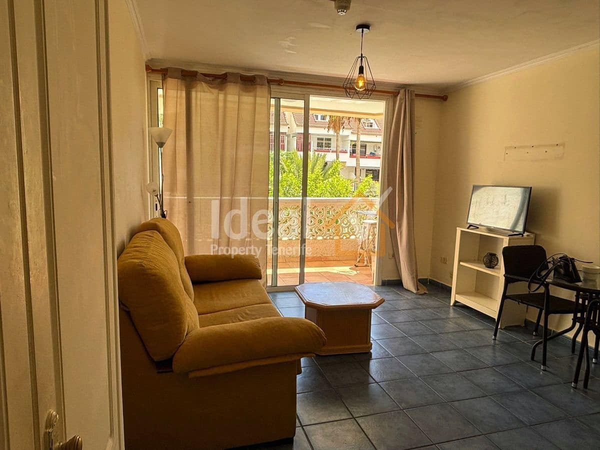 1 soveværelse Lejlighed til salg i Playa de las Americas med swimmingpool - € 245.000 (Ref: 10042475)