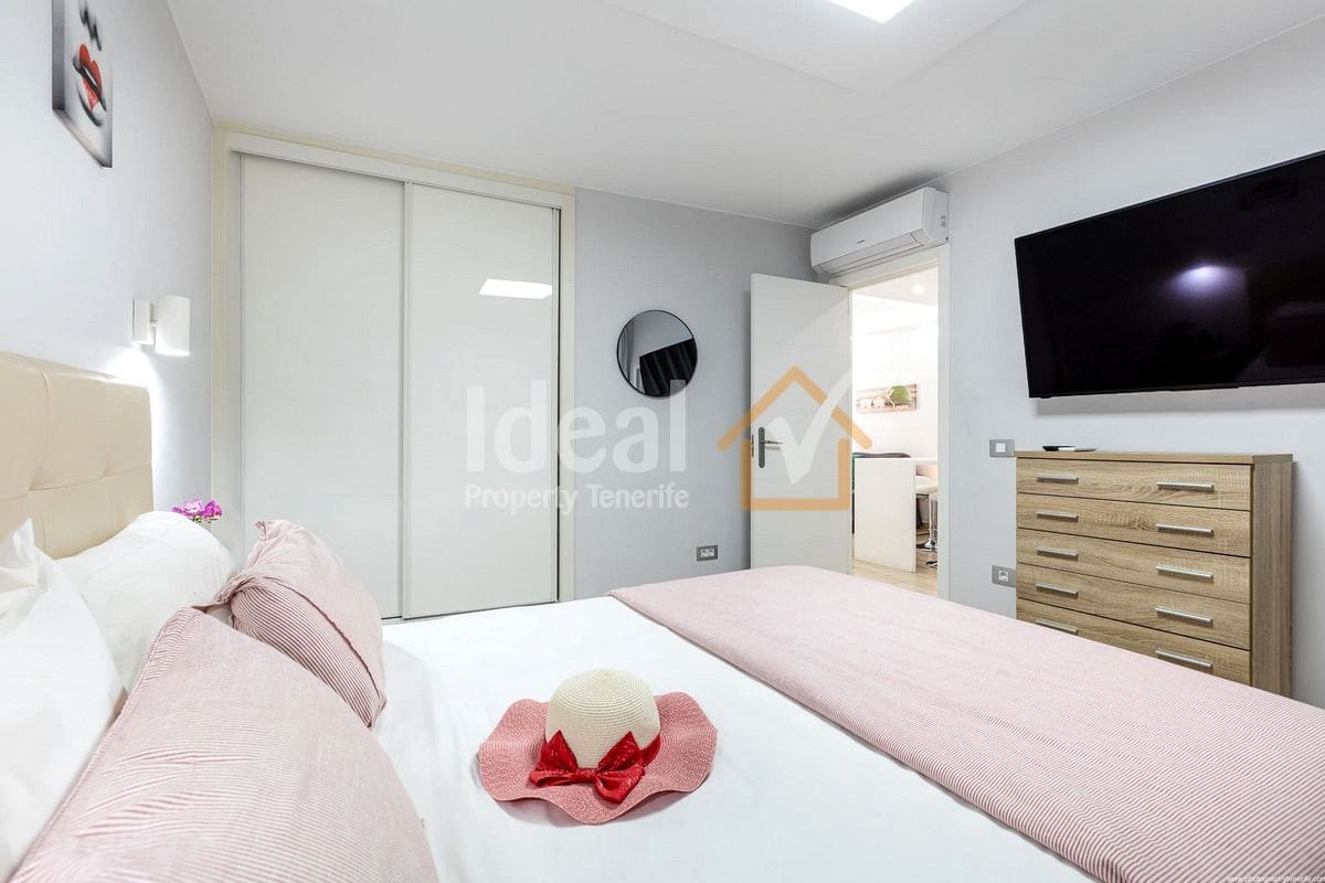 1 slaapkamer Appartement te koop in Costa Adeje met zwembad - € 289.000 (Ref: 10131151)