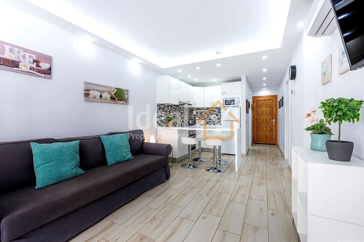 1 slaapkamer Appartement te koop in Costa Adeje met zwembad - € 289.000 (Ref: 10131151)
