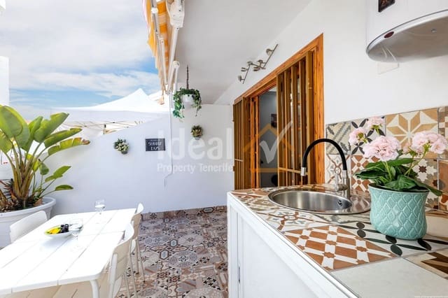 1 slaapkamer Appartement te koop in Costa Adeje, Adeje met zwembad - € 289.000 (Ref: 10131151)