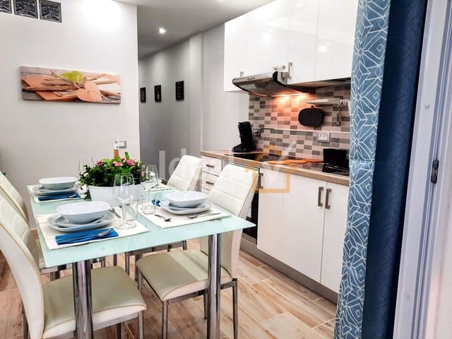 1 slaapkamer Appartement te koop in Playa de las Américas, Adeje met zwembad - € 279.000 (Ref: 10131152)
