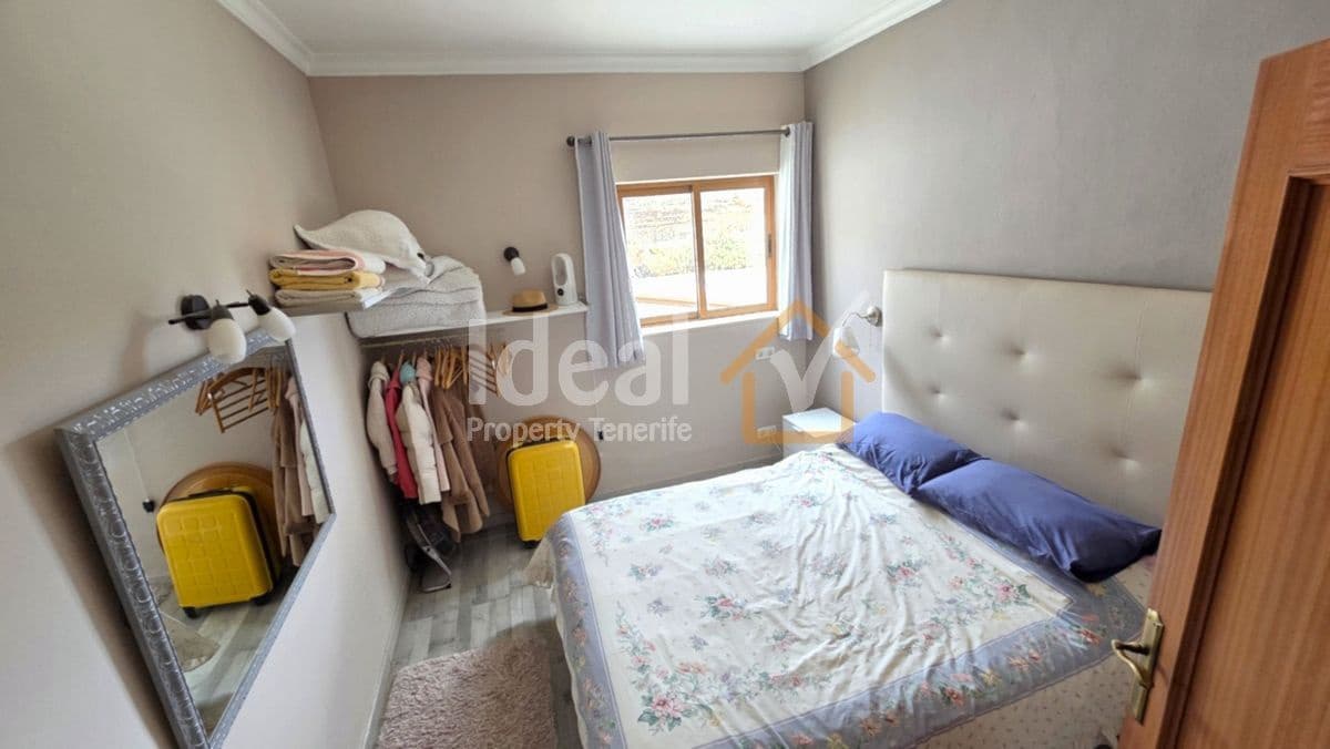 6 bedroom Villa for sale in San Miguel de Abona with pool garage - € 820,000 (Ref: 10141650)