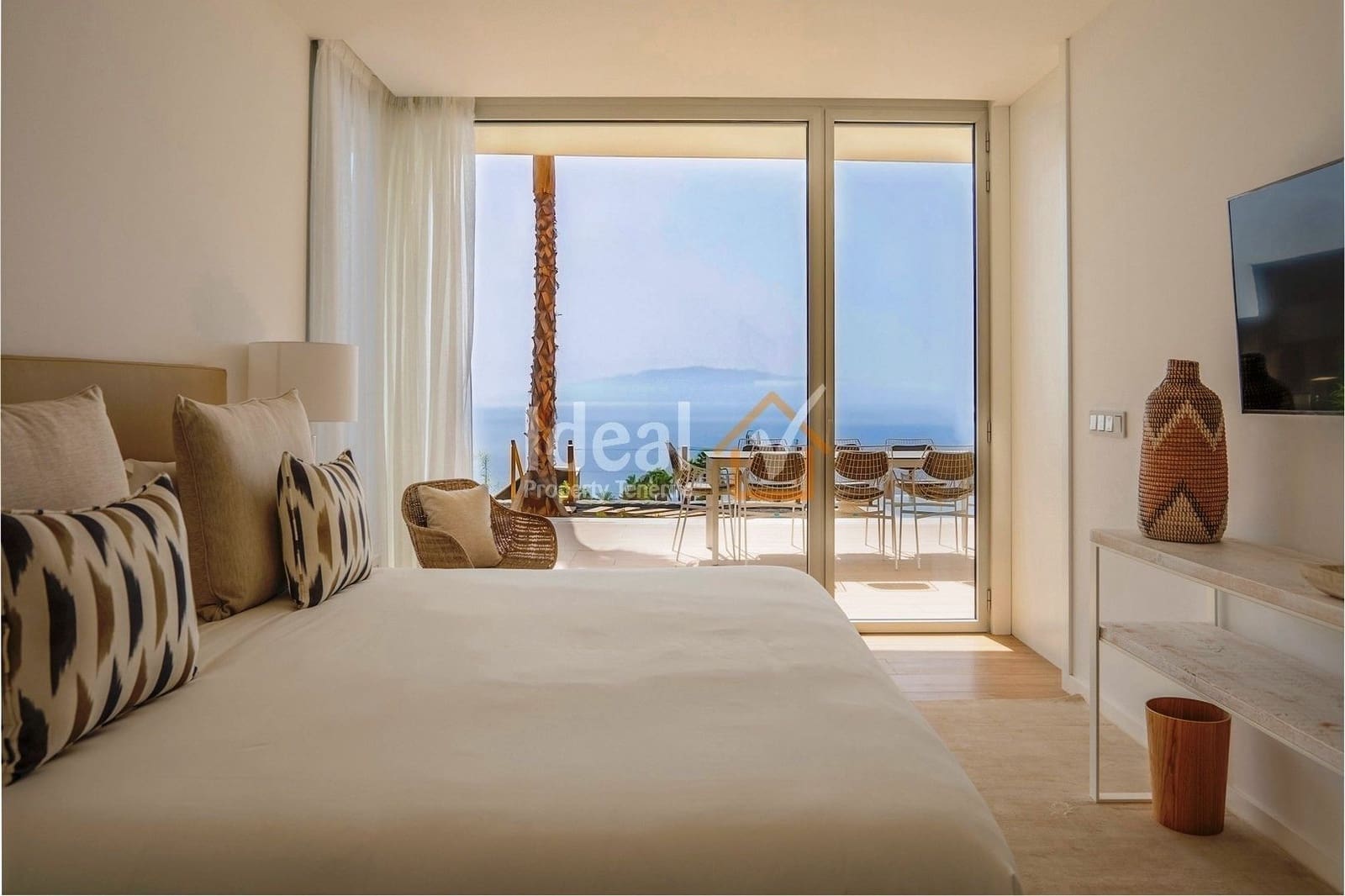 3 soveværelse Villa til salg i Guia de Isora med swimmingpool garage - € 2.100.000 (Ref: 6019217)