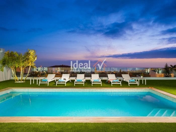 Chalet de 6 habitaciones en Adeje en venta - 2.550.000 € (Ref: 6351444)