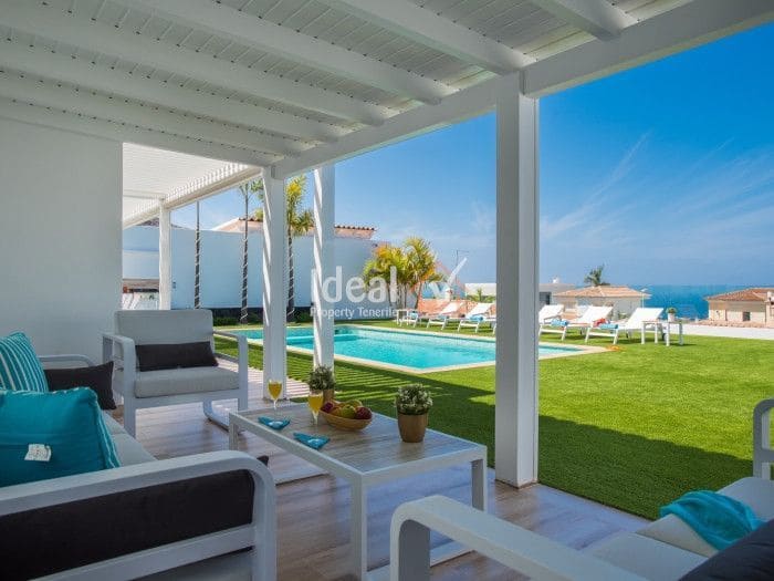 Chalet de 6 habitaciones en Adeje en venta - 2.550.000 € (Ref: 6351444)