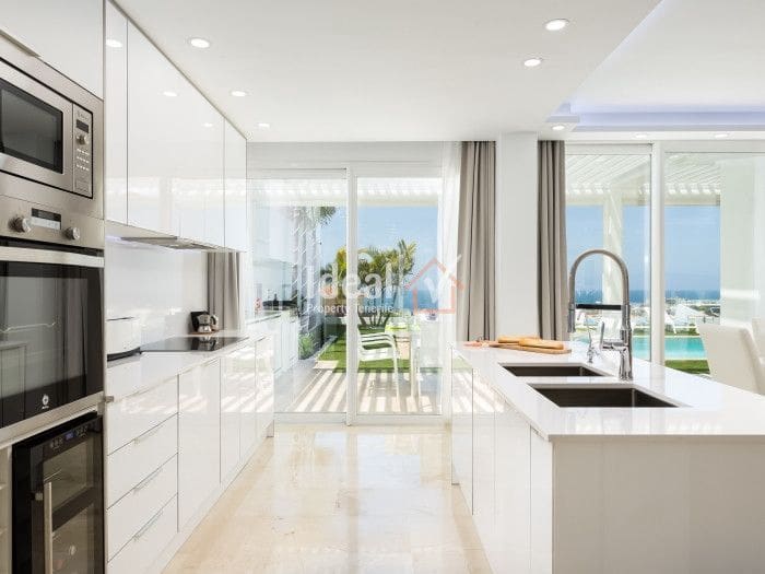 Chalet de 6 habitaciones en Adeje en venta - 2.550.000 € (Ref: 6351444)