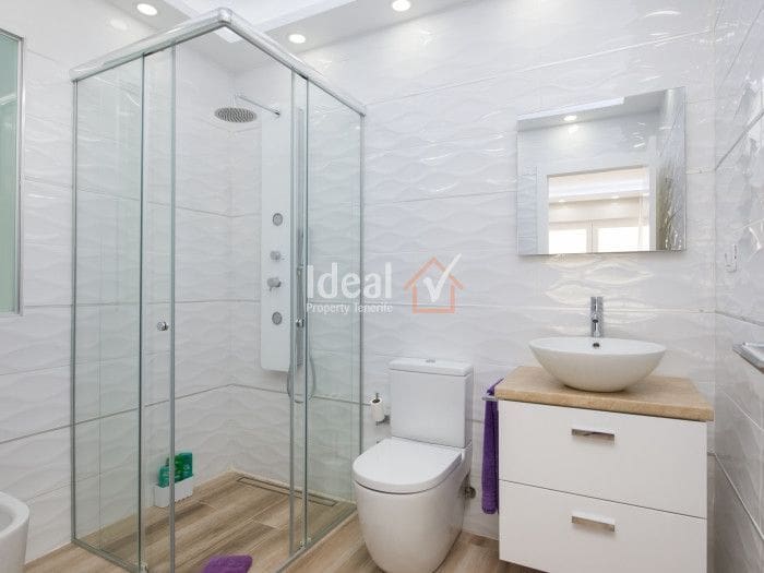 Chalet de 6 habitaciones en Adeje en venta - 2.550.000 € (Ref: 6351444)