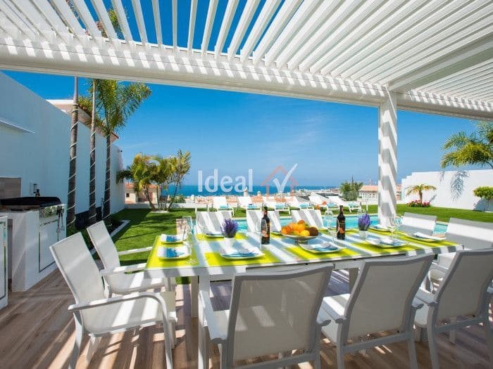 Chalet de 6 habitaciones en Adeje en venta - 2.550.000 € (Ref: 6351444)