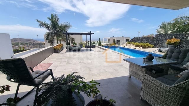 3 Zimmer Villa zu verkaufen in Costa Adeje, Adeje mit Pool Garage - 3.050.000 € (Ref: 6351492)