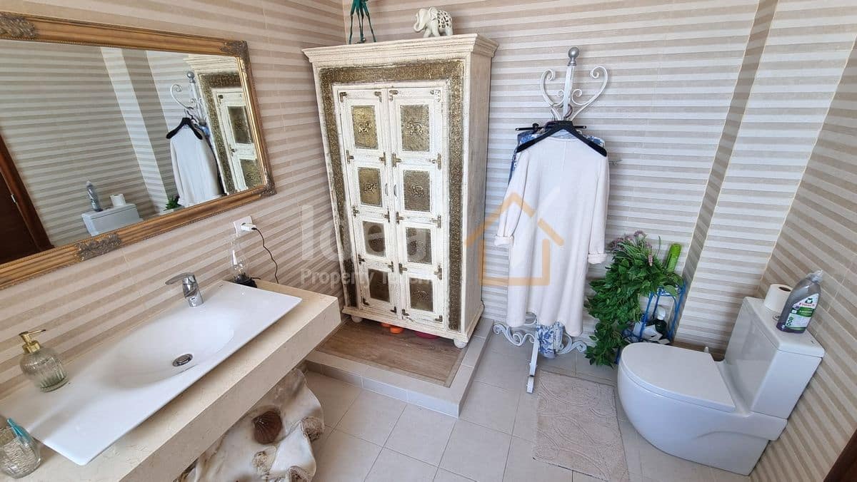 3 Zimmer Villa zu verkaufen in Costa Adeje mit Pool Garage - 3.050.000 € (Ref: 6351492)