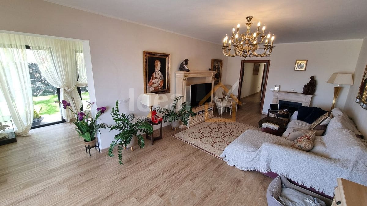 3 Zimmer Villa zu verkaufen in Costa Adeje mit Pool Garage - 3.050.000 € (Ref: 6351492)