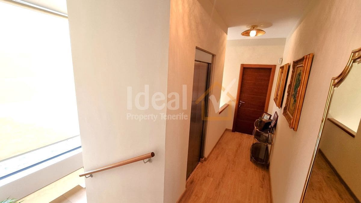 3 Zimmer Villa zu verkaufen in Costa Adeje mit Pool Garage - 3.050.000 € (Ref: 6351492)