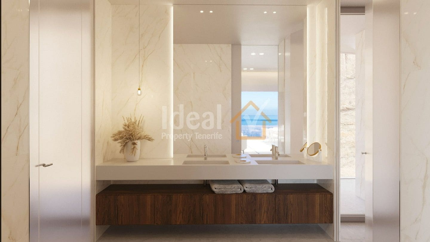 3 soveværelse Lejlighed til salg i Los Gigantes med swimmingpool garage - € 1.795.000 (Ref: 6637358)