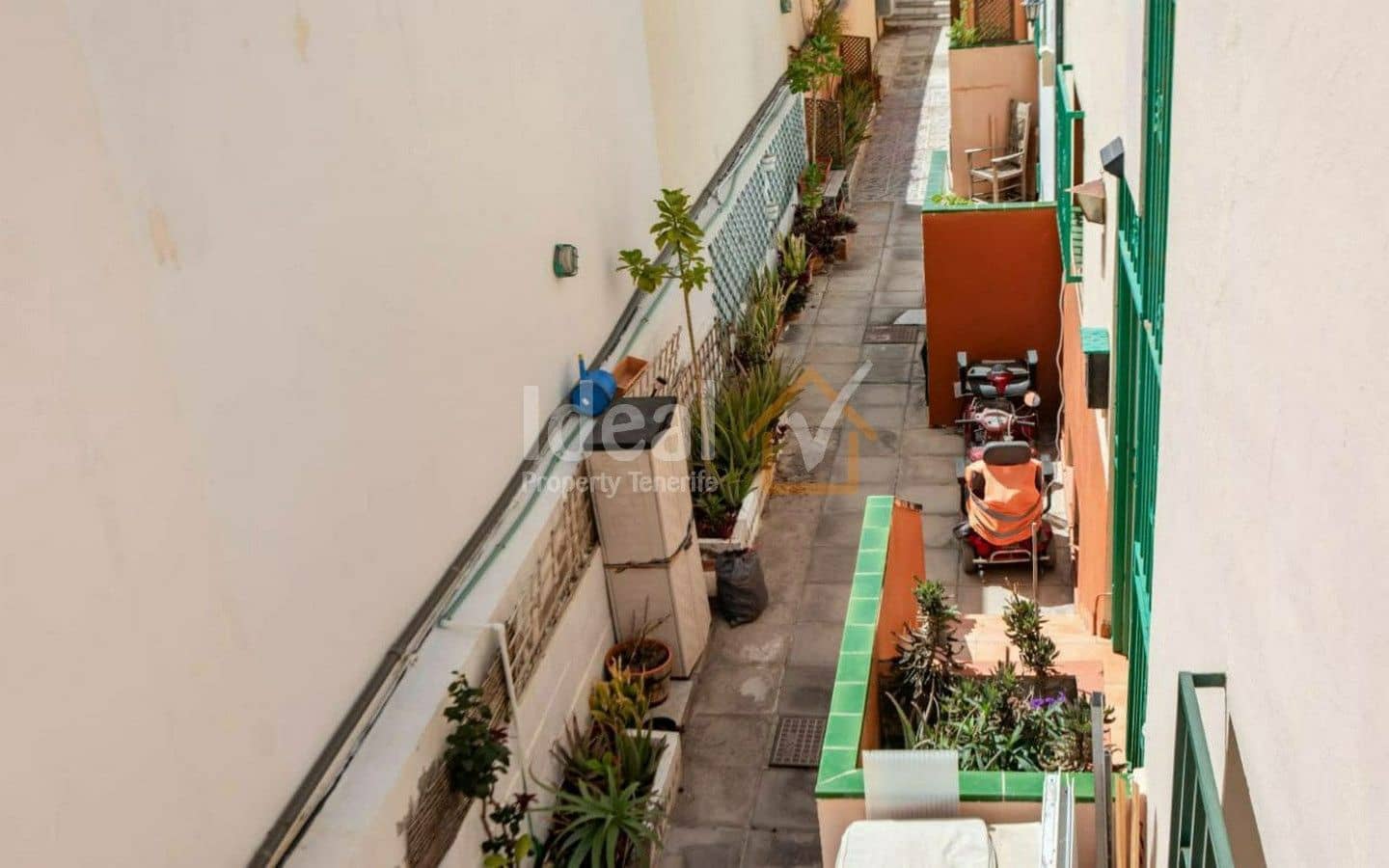 4 soveværelse Semi-Rækkehus til salg i Costa del Silencio - € 550.000 (Ref: 6685819)