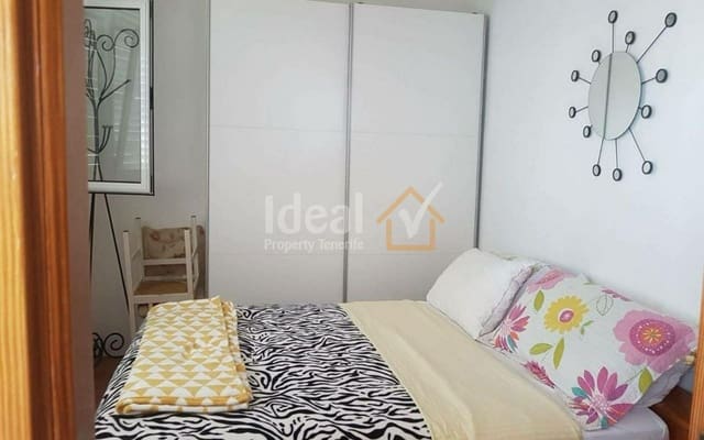 4 makuuhuone Paritalo myytävänä paikassa Costa del Silencio, Arona - 550 000 € (Ref: 6685819)