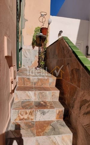 4 makuuhuone Paritalo myytävänä paikassa Costa del Silencio, Arona - 550 000 € (Ref: 6685819)