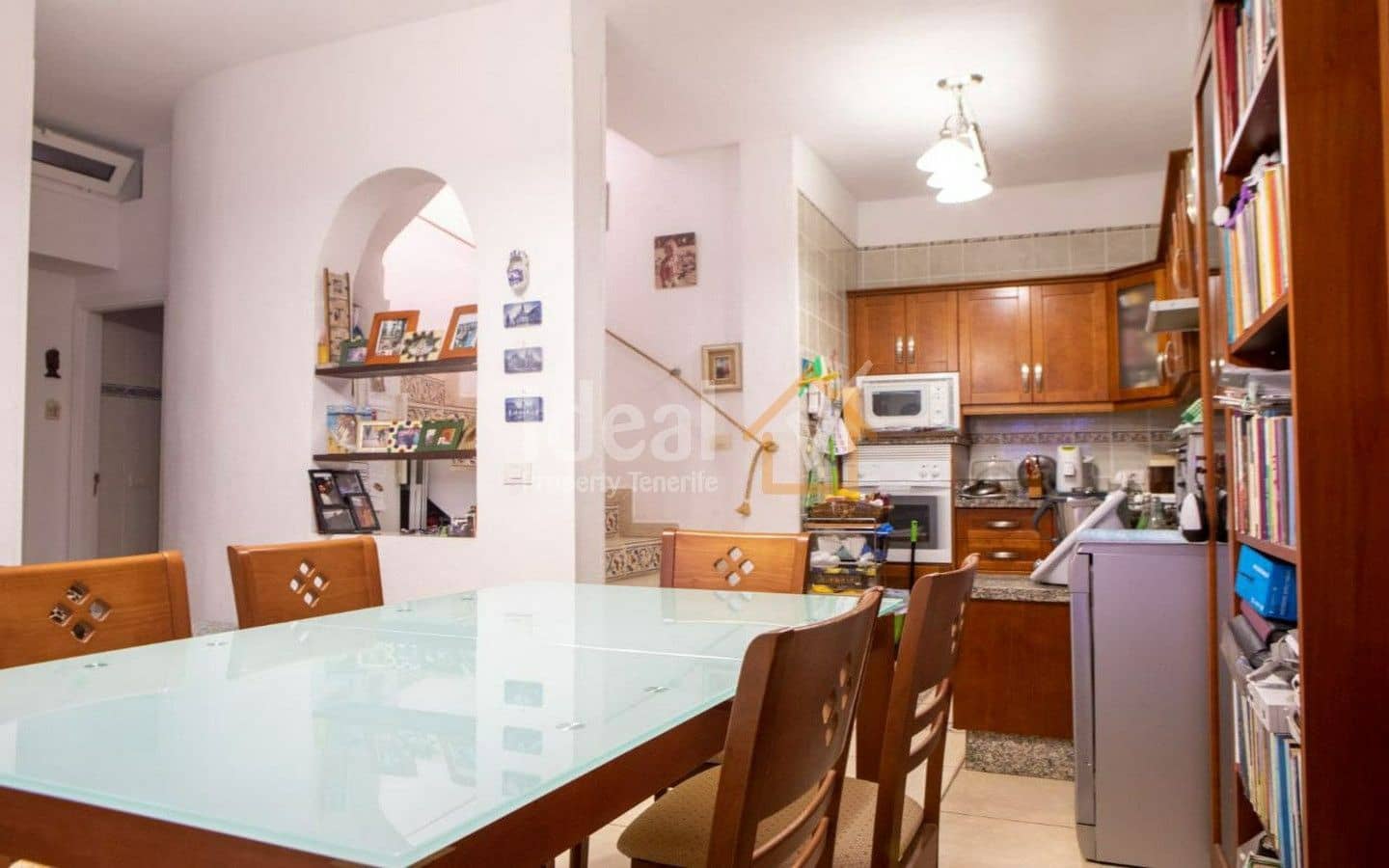 4 soveværelse Semi-Rækkehus til salg i Costa del Silencio - € 550.000 (Ref: 6685819)