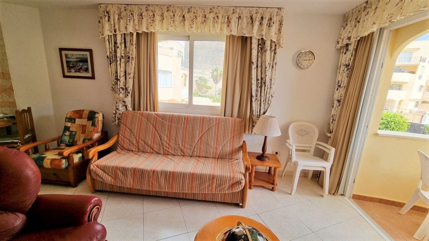 1 slaapkamer Appartement te koop in Los Cristianos met zwembad - € 265.000 (Ref: 6704162)