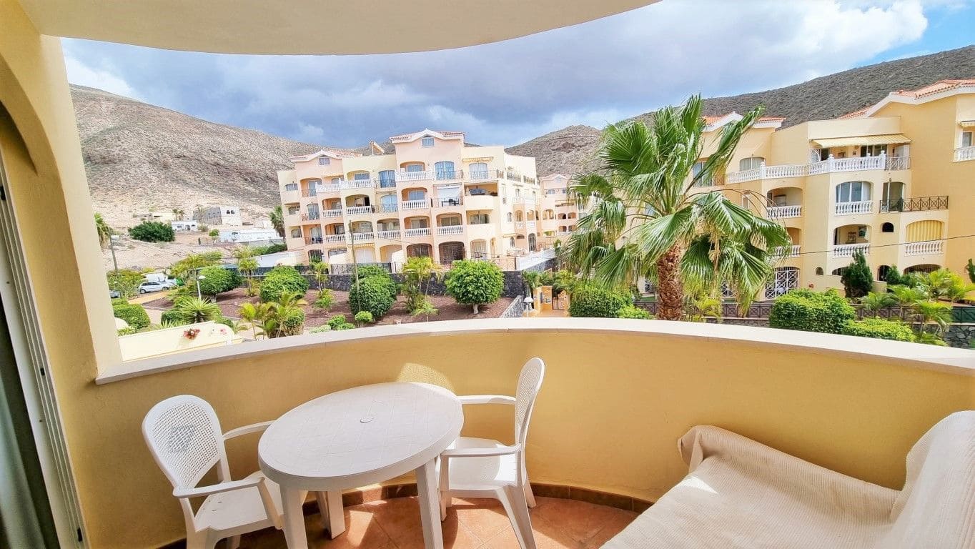 1 slaapkamer Appartement te koop in Los Cristianos met zwembad - € 265.000 (Ref: 6704162)