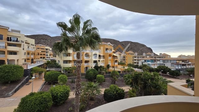 1 slaapkamer Appartement te koop in Los Cristianos, Arona met zwembad - € 265.000 (Ref: 6704162)