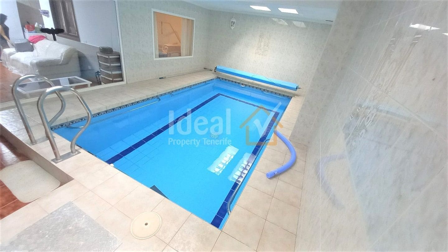 3 soveværelse Villa til salg i Valle de San Lorenzo med swimmingpool garage - € 840.000 (Ref: 7259375)