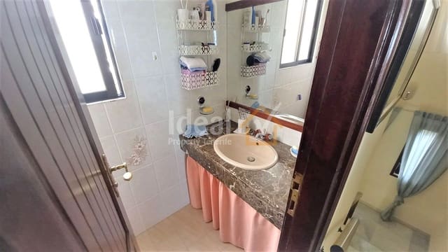 3 soveværelse Villa til salg i Valle de San Lorenzo, Arona med swimmingpool garage - € 840.000 (Ref: 7259375)