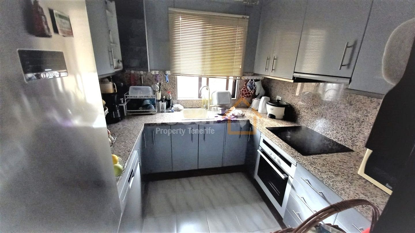 3 soveværelse Villa til salg i Valle de San Lorenzo med swimmingpool garage - € 840.000 (Ref: 7259375)