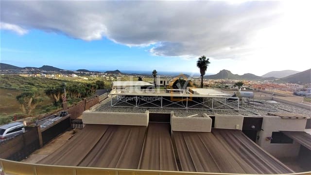 3 soveværelse Villa til salg i Valle de San Lorenzo, Arona med swimmingpool garage - € 840.000 (Ref: 7259375)