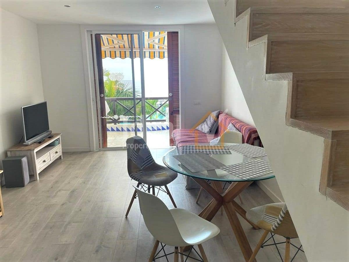 1 soveværelse Lejlighed til salg i Playa de las Americas med swimmingpool - € 620.000 (Ref: 7796069)