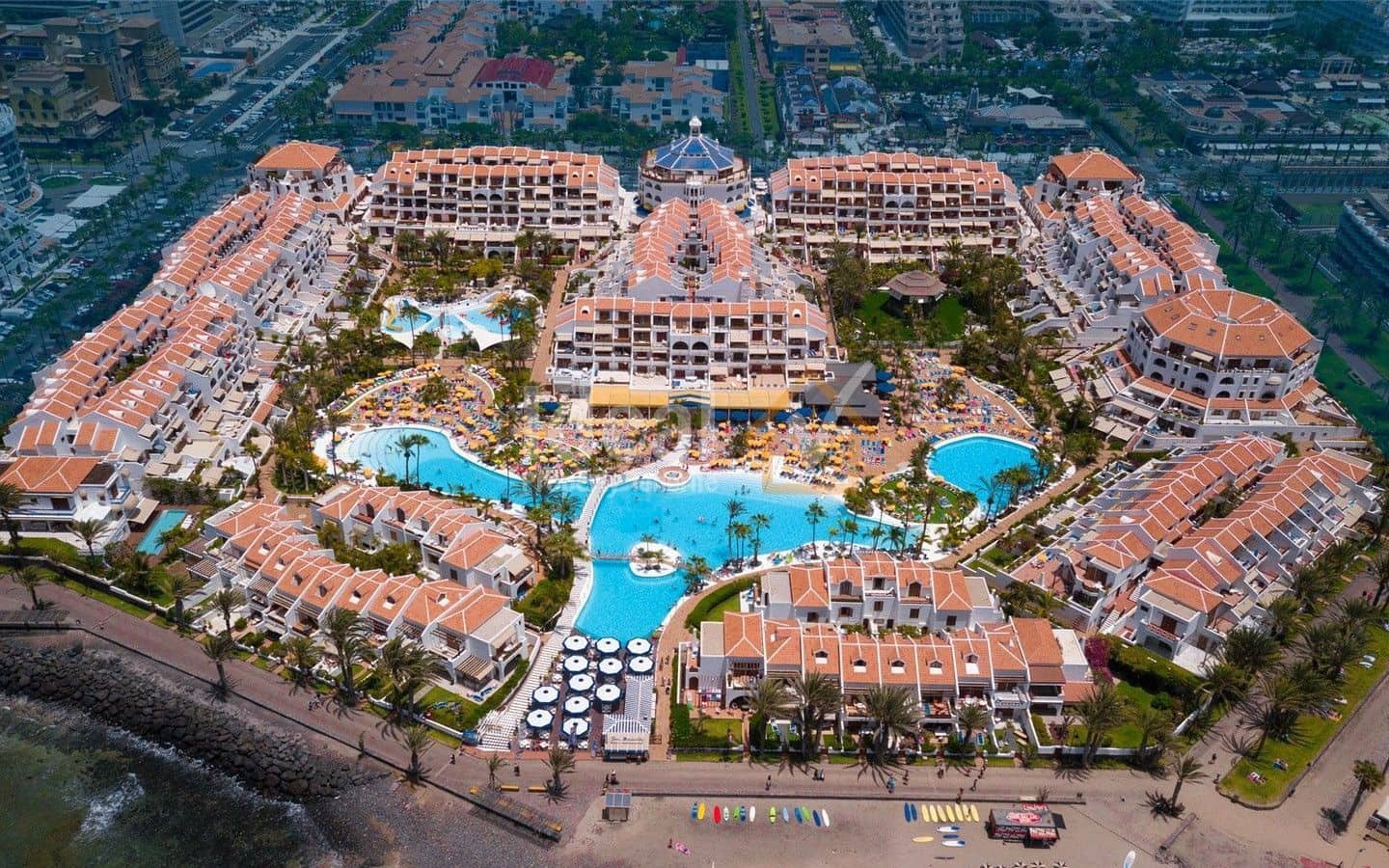 1 soveværelse Lejlighed til salg i Playa de las Americas med swimmingpool - € 620.000 (Ref: 7796069)