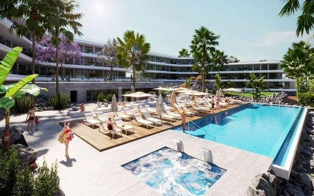Apartamento de 2 habitaciones en Costa Adeje, Adeje en venta con piscina garaje - 675.000 € (Ref: 7836057)