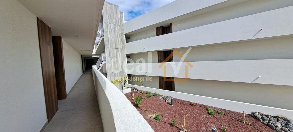 2 Zimmer Penthouse zu verkaufen in Costa Adeje mit Pool Garage - 750.000 € (Ref: 7836057)