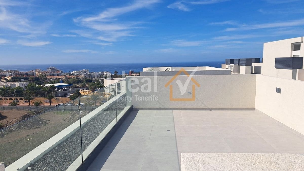 2 Zimmer Penthouse zu verkaufen in Costa Adeje mit Pool Garage - 750.000 € (Ref: 7836057)