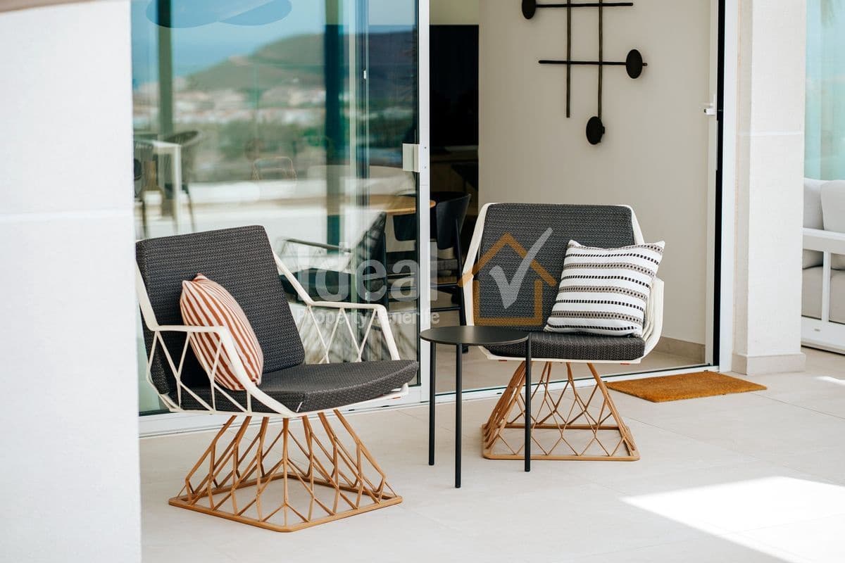 3 Zimmer Villa zu verkaufen in Costa Adeje mit Pool Garage - 2.385.500 € (Ref: 7837747)